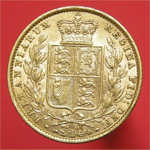 1872 Sovereign, Victoria die no 74, aVF/aEF Reverse